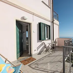 casa-marincanto.hotelitalianriviera.com/