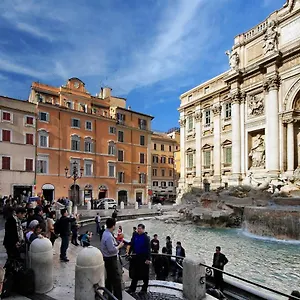 rent-in-rome-trevi-fountain-suite.it-romehotels.com/